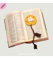 Primula crochet bookmark pattern Book lover gifts Wildflower bookmark